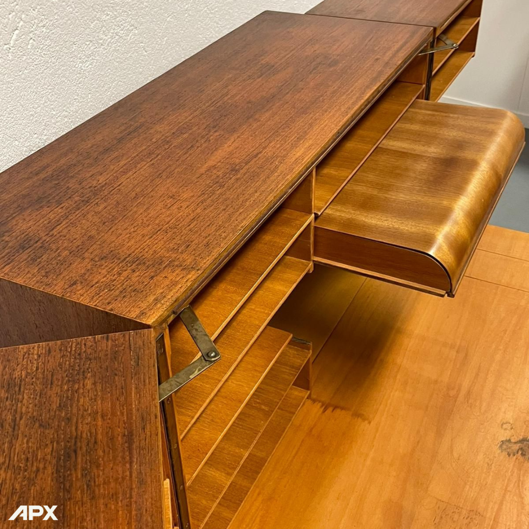APX DeskBox™